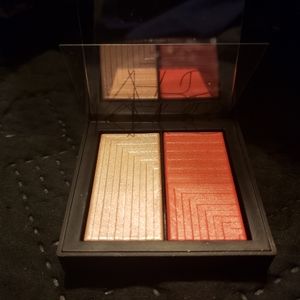 Nars duo blush pallette